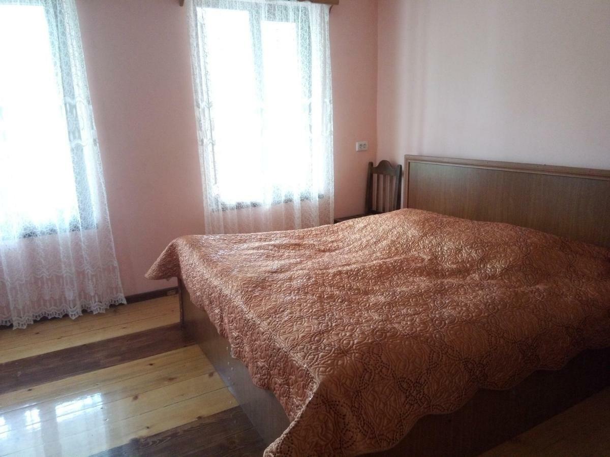 Julia Guest House Kobuleti Exterior foto